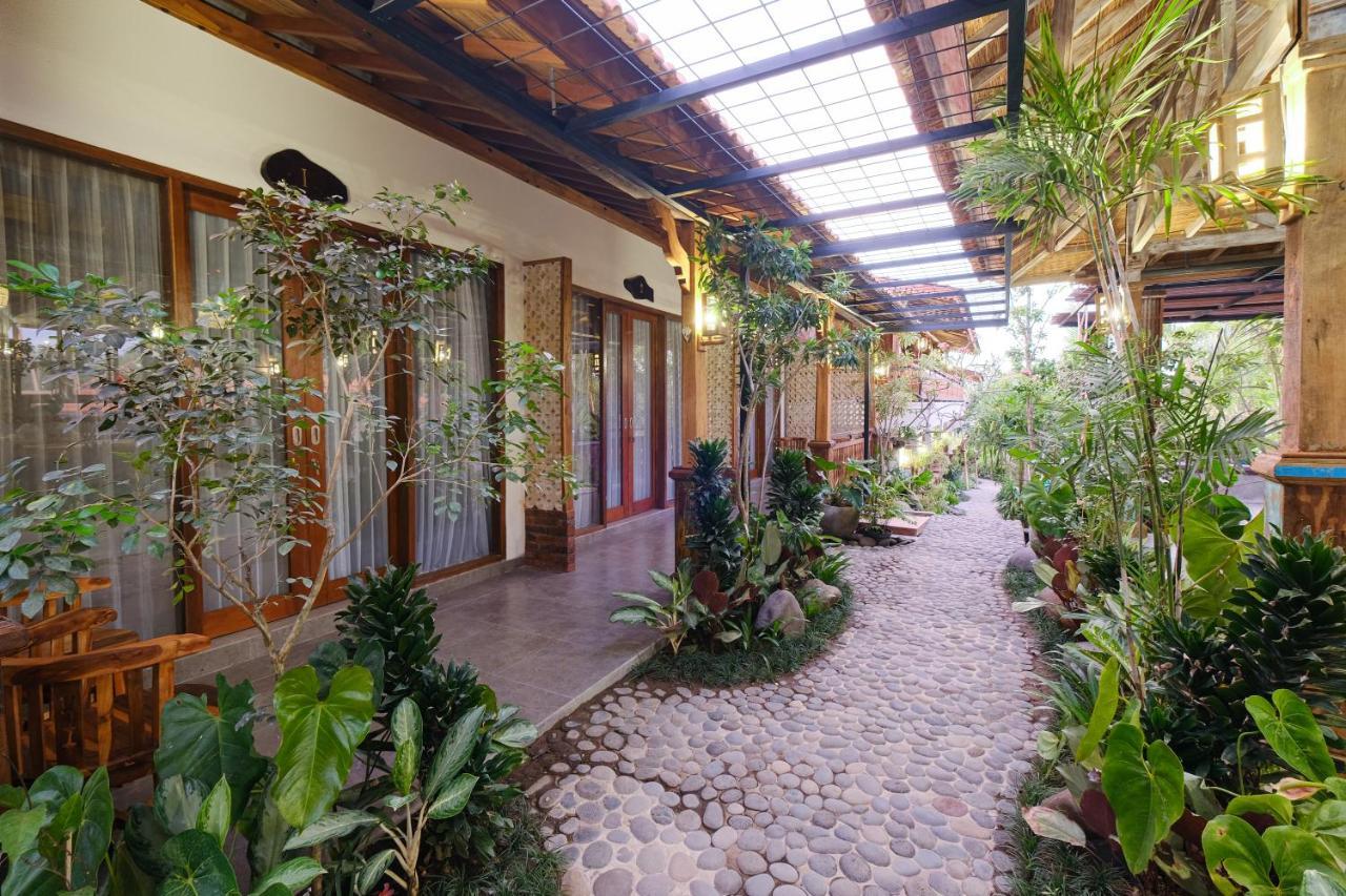 Green Bali Guest House Munggu Luaran gambar
